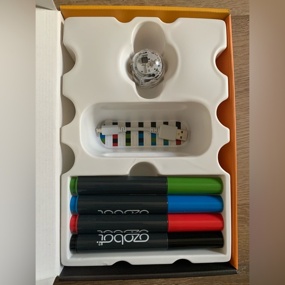 Ozobot Evo Educator Entry Kit - Picture 7 of 10